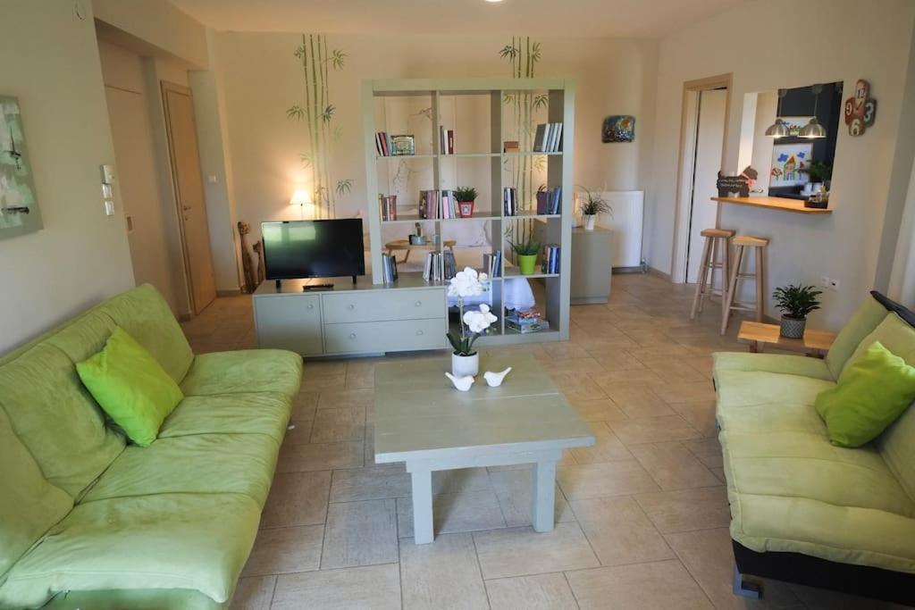 Apartment With Garden In Thessaloniki. Eksteriør bilde